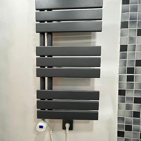 Bright: Flat With Balcony - Kitchen - Free Parking Apartamento Berlim Exterior foto