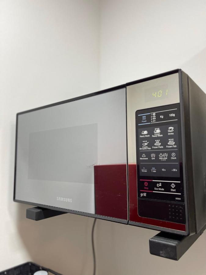Bright: Flat With Balcony - Kitchen - Free Parking Apartamento Berlim Exterior foto